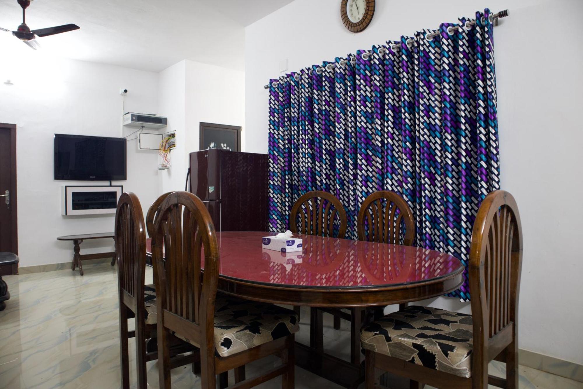 Ambili Riverfront Villa With Party Hall Irimbranallur ภายนอก รูปภาพ